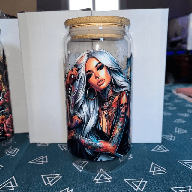 Verre Tattoo girl